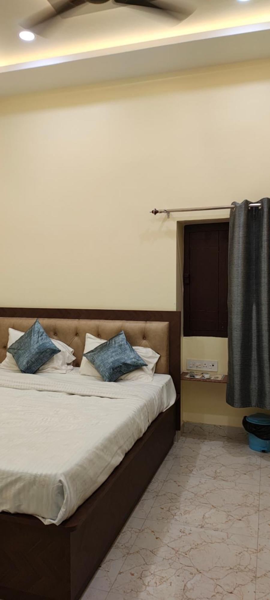 Ganga Sparsh Hotel Varanasi Luaran gambar