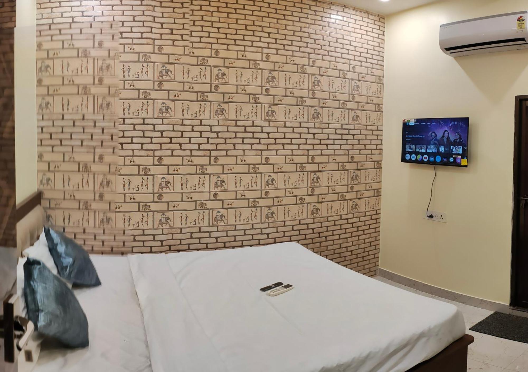 Ganga Sparsh Hotel Varanasi Luaran gambar