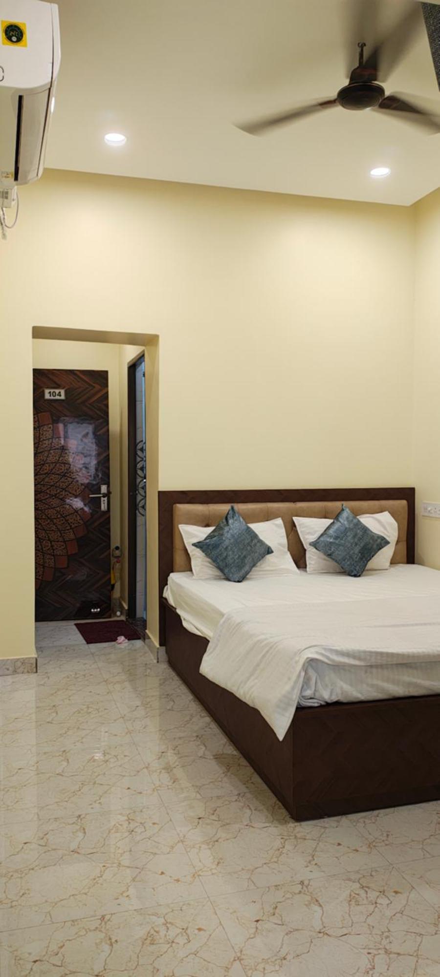 Ganga Sparsh Hotel Varanasi Luaran gambar